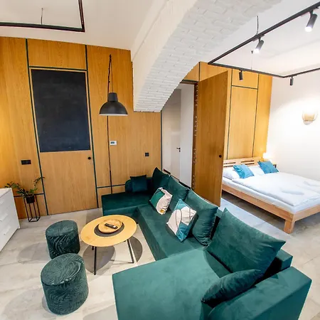 Riverside Hideout * Praag